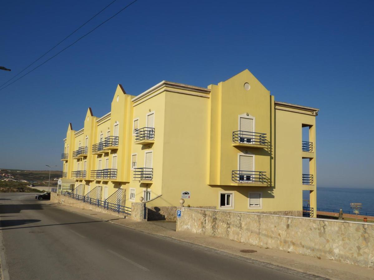 Hotel Apartamento Praia Azul Silveira  ภายนอก รูปภาพ